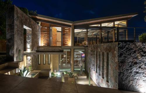 El Santuario Casa | Espectacular casa con hermosa vista al lago - El Santuario Resort