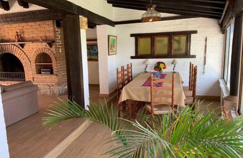 Agua Fría Apartamento | Espectacular Cuarto en el Centro de Valle