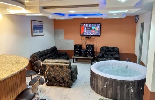 Las Tolas Apartamento | Espectacular Jacuzzi y Turco para relajarse