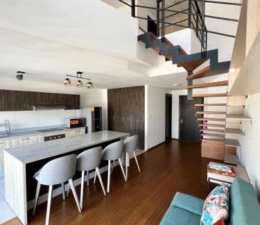 La Mariscal Apartamento | Espectacular Loft en UIO