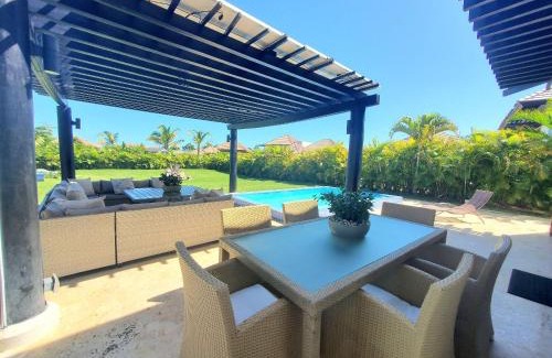 Punta Cana Apartamento | Espectacular Villa Tropical de 2 hab/con Piscina Privada y BBQ