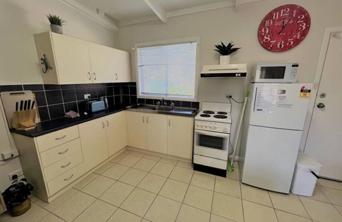 Castletown Apartamento | Three Palms Apartments Unit 3