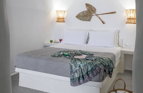Mandrakia Casa | Esperanza Boathouse