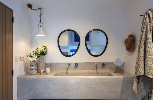 Oia Hotel | Esperas Santorini