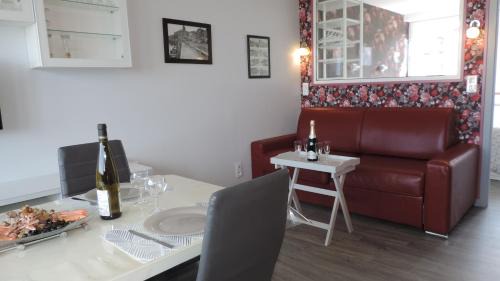 Le Treport Apartamento | ESPLANADE FRONT DE MER 109 1er Etage Lit fait wifi Taxe de Séjour incluse