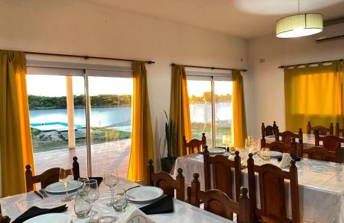 Esquina Hotel | Esquina Lodge