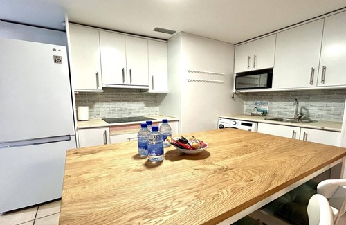 Esquinzo Apartamento | Playa Esquinzo & Pool en el paraíso