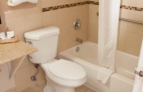 Elko Hotel | Esquire Inn