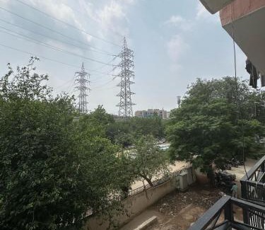 Sushant Lok Apartamento | Essel tower ews flats