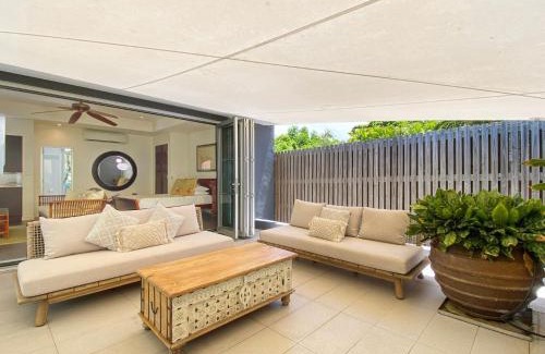 Horseshoe Bay Casa | Essence Beachfront Retreat