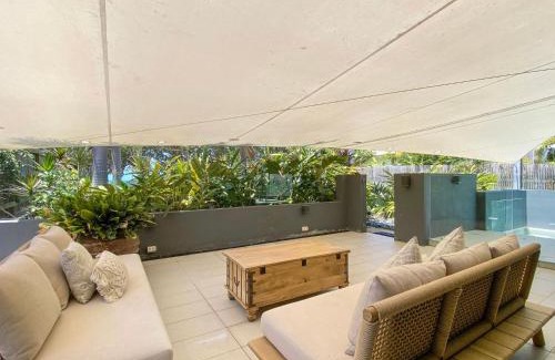 Horseshoe Bay Casa | Essence Beachfront Retreat