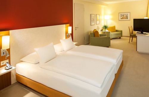 Lindenthal Hotel | Essential by Dorint Köln - Junkersdorf