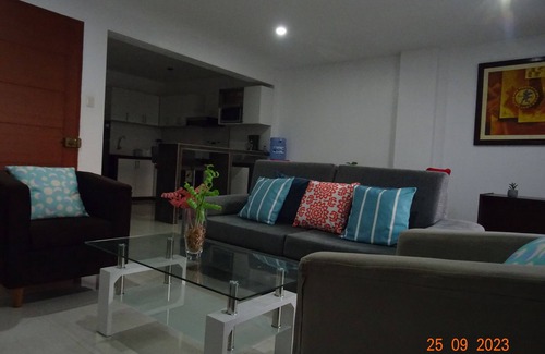 Chiclayo Apartamento | Estadia Palmira, moderno y amplio Department de 120m2, seguridad y tranquilidad