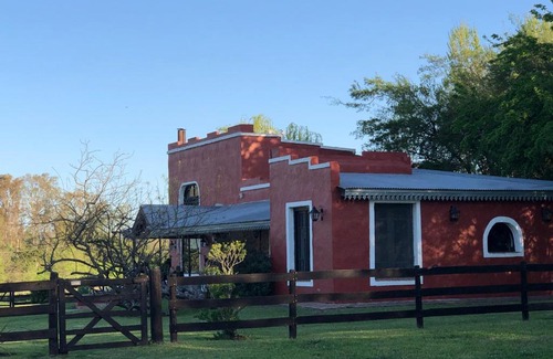 Capilla del Señor Casa | Estancia LA AIDA
