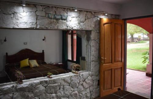 Dr. Enrique Zárate Hotel | Estancia Santa Leocadia