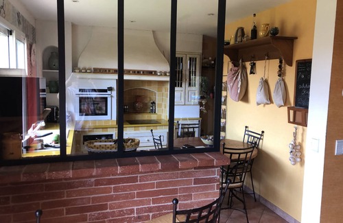 Muret Casa | Estantens: Casa / villa / chalet - Estantens
