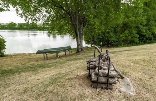 Gallatin Cabina | Estate of Grace | Private Pool | Lakeview