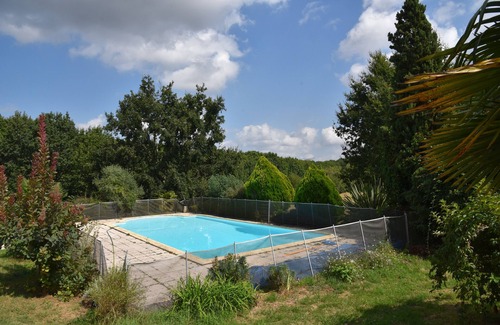 Astaffort Casa | Estate, pretty farm 180m2 4 bedrooms with shower room, swimming pool, woods and private lake, fishing