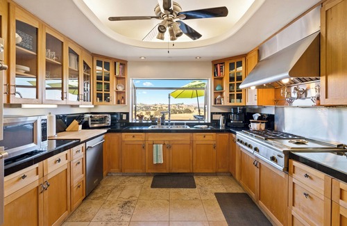 Paso Robles Casa | Estate@Whispering Oaks-2 Homes/1 Studio Hot Tubs