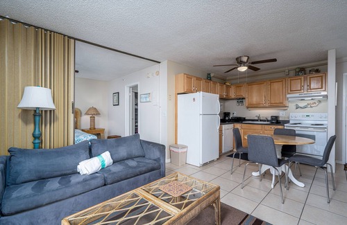 South Island Condominio | Estero Beach and Tennis