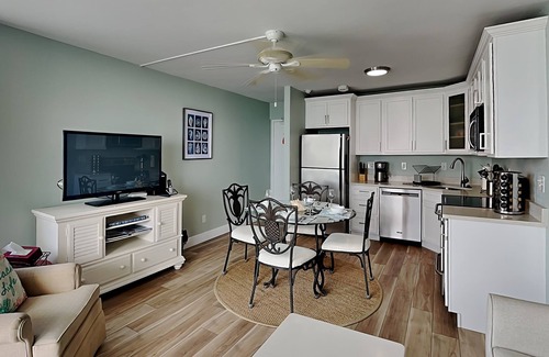 South Island Condominio | Estero Beach and Tennis 705c