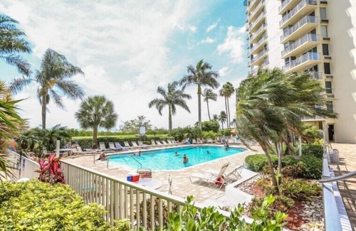 South Island Condominio | Estero Beach and Tennis 705c