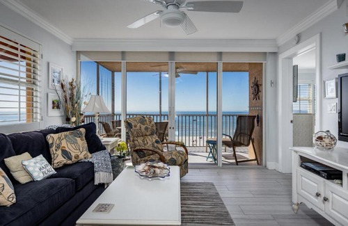 Fort Myers Beach Apartamento | Estero Island Beach Villas 401, 2 Bedrooms, Beach Front, WiFi, Sleeps 6