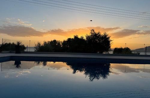 Paralia Vergas Apartamento | EsthiSea Suites Kalamata