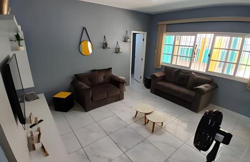 Gonzaga Apartamento | Estilo e Conforto no Gonzaga – Uma Joia em Santos!