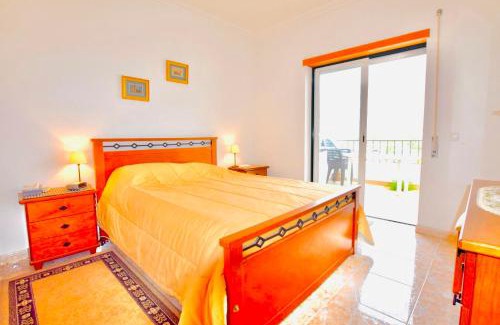 Vale de Carro Apartamento | Estrada de, Urbanizacao,edificio laranjal,apartment 18,vale carro, 8200-596