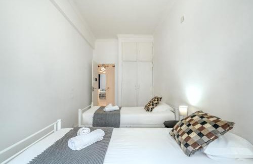Sao Bento Casa | ESTRELA HOUSE I by Homing