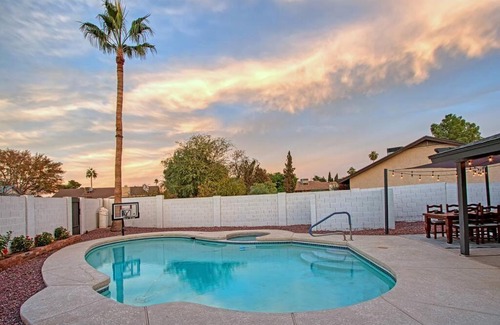 Chandler Casa | ESTRELLA - Renovated with PATIO, BBQ, POOL & SPA