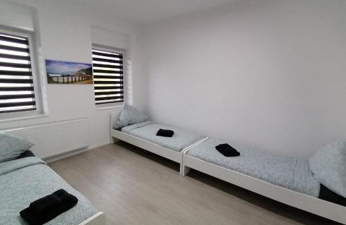 Herne Apartamento | estrella24 LIVING ROOMS Singapur