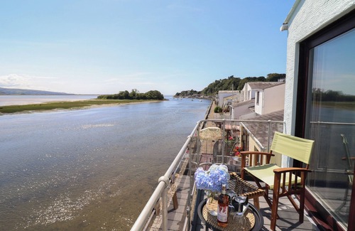 Borth-y-Gest Cabaña | Estuary Escape