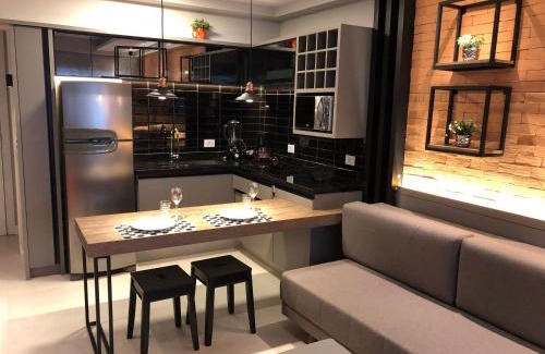 Alto da Rua Quinze Apartamento | Estudio completo no coração do Batel