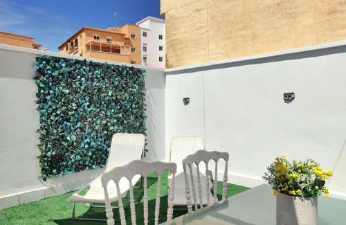 El Ejido Apartamento | Estudio con gran terraza junto al Centro Histórico