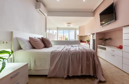 La Pineda Apartamento | Estudio delante del mar la pineda