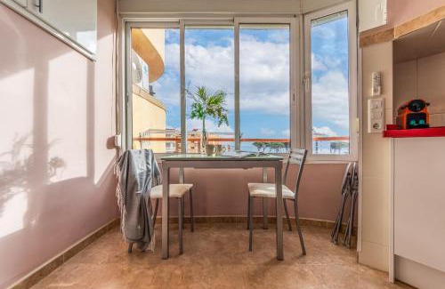 La Pineda Apartamento | Estudio delante del mar la pineda