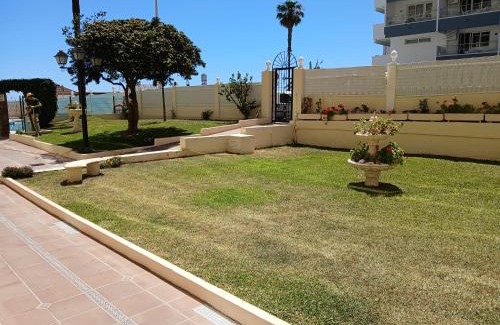 Carihuela Apartamento | Estudio en primera línea de playa