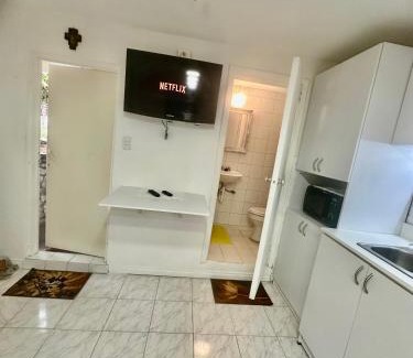 Baruta Apartamento | Estudio independiente, full equipo en excelente zona de Caracas
