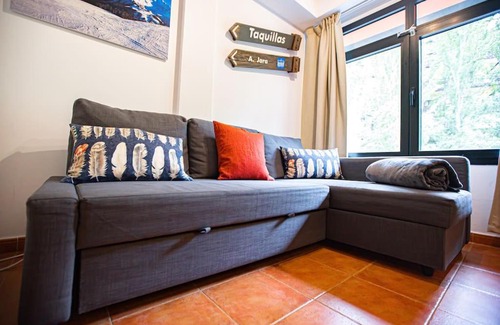 Pradollano Apartamento | Estudio Jara, Gorbea 2 pax