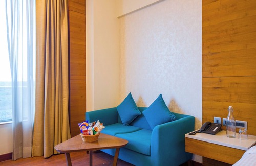 Gurugram Hotel | Eternal Oasis by Alaya Stays