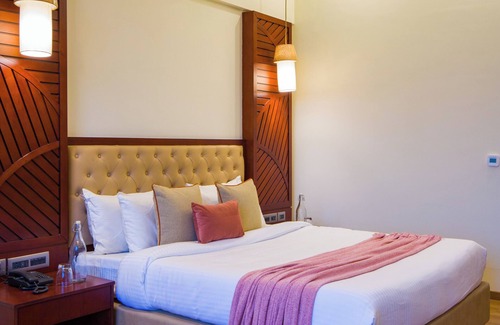 Gurugram Hotel | Eternal Oasis by Alaya Stays