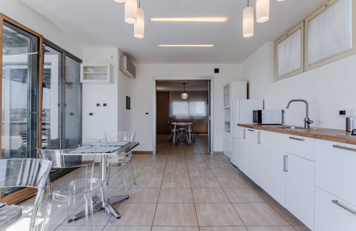 Monte Po-Nesima-San Leone-Rapisardi Apartamento | Etna View Superior Flat with Terrace and Jacuzzi