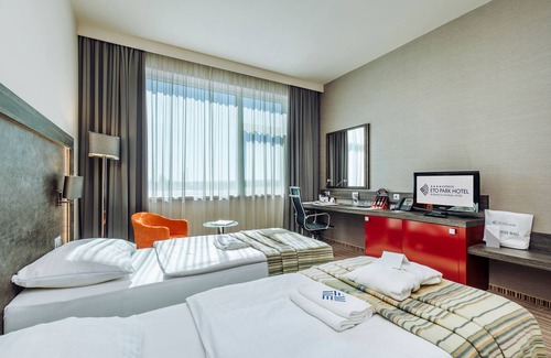 Gyor Hotel | ETO Park Hotel Business & Stadium