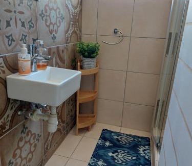 Walvis Bay Cama Y Desayuno | Etokelo BnB