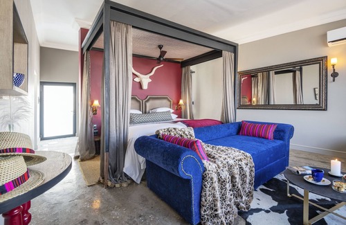 Omuthiya Cabina | Etosha King Nehale