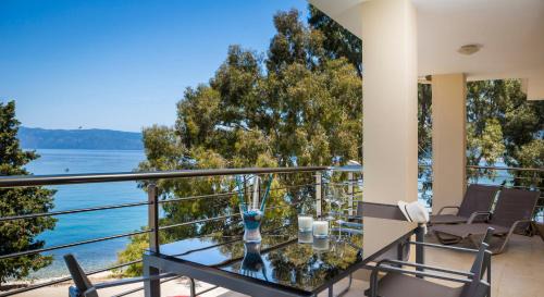 Karavomylos Apartamento | Eucalyptus suite sea view