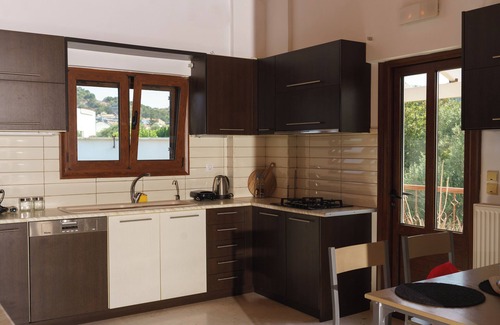 Monopari Villa | Eucalyptus Villa