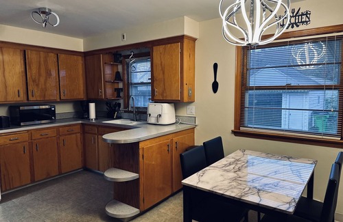 Euclid Casa | Euclid Lake Retreat